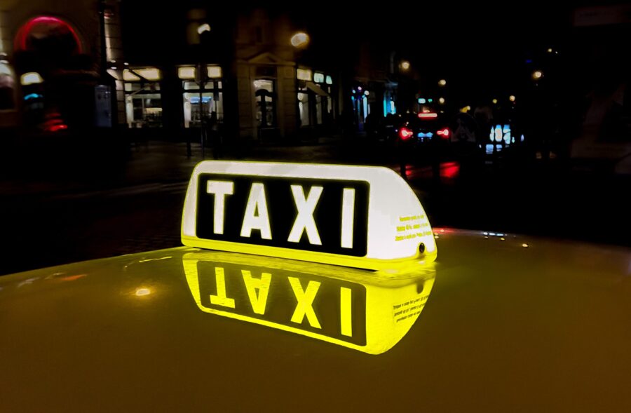 Taksisti digli cijene: Banjalučani će start plaćati 2,50 KM