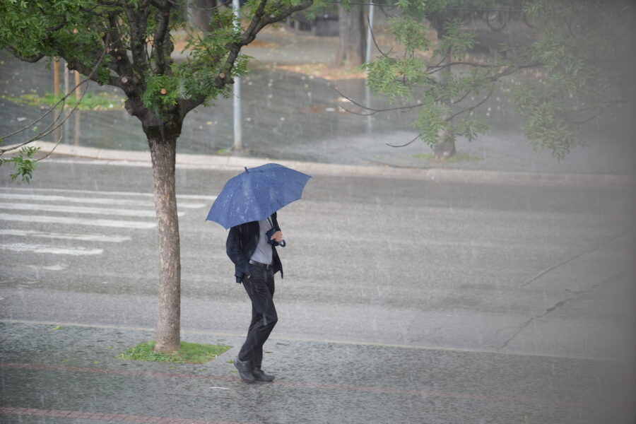 “AccuWeather” objavio prognozu za proljeće: Na Balkanu poplave i oluje ali i visoke temperature