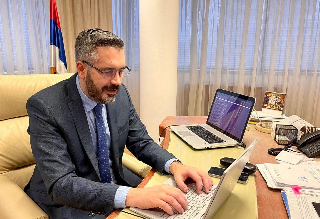 Oštar odgovor ministra rukovodstvu Studentskog centra “Rajčević će prije otići nego što će ministarstvo biti bankomat za vaše marifetluke”