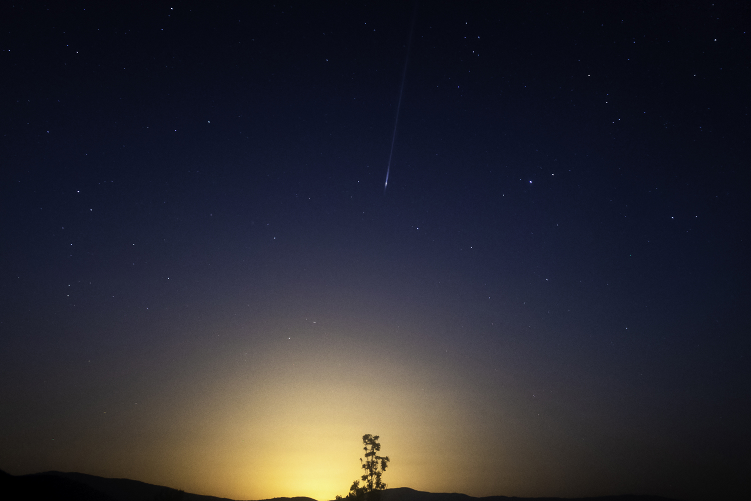 Večeras otiđite negdje dalje od naseljenog mjesta i uživajte u nebeskom prizoru, kiši meteora