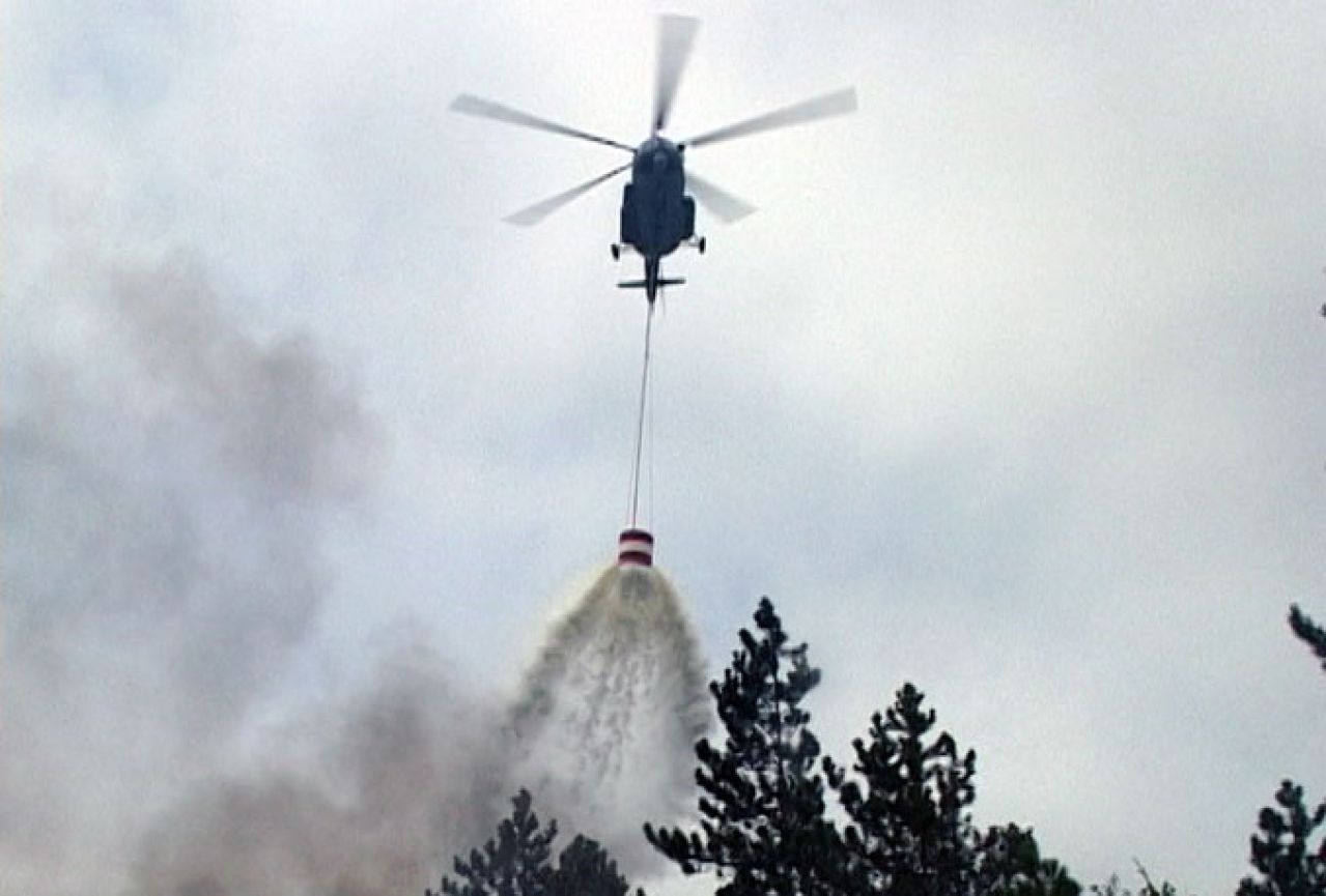 Požari u Neumu i Konjicu i dalje aktivni, potrebna pomoć iz vazduha