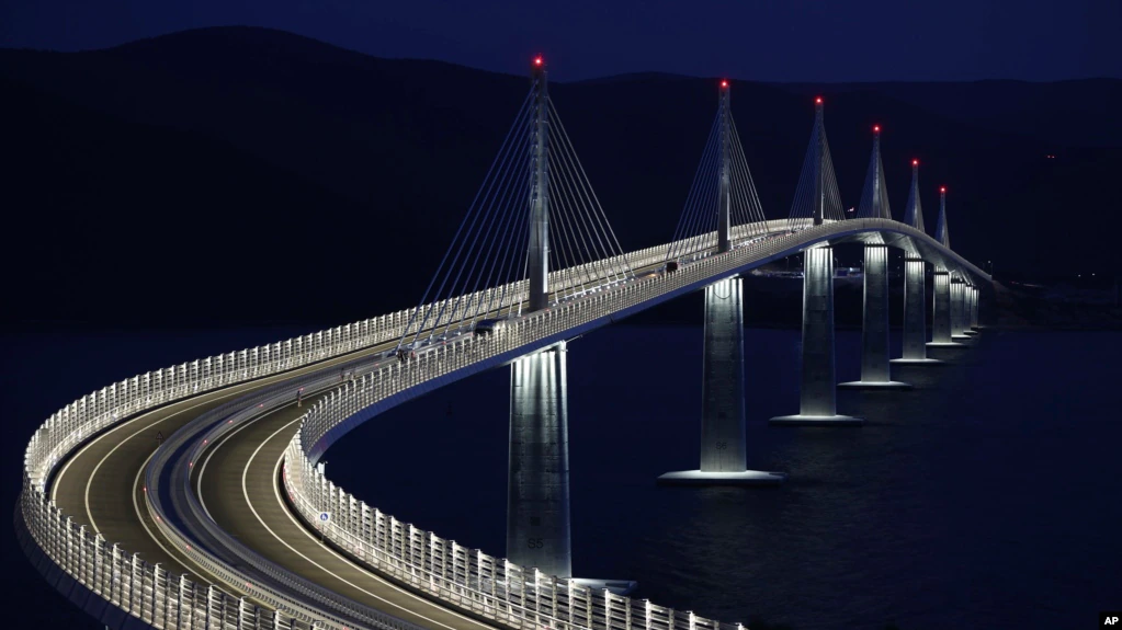 Svečano otvoren Pelješki most