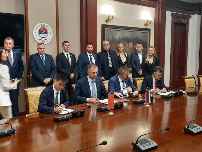 Potpisan ugovor o izgradnji auto-puta Vukosavlje – Brčko