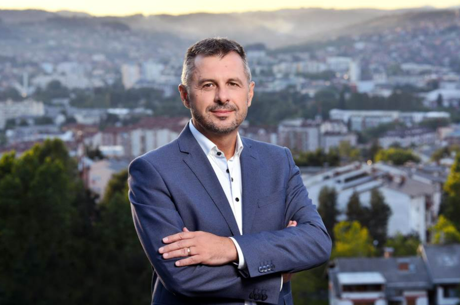 ZBOG NEAKTIVNOSTI Igor Radojičić isključen iz SNSD-a