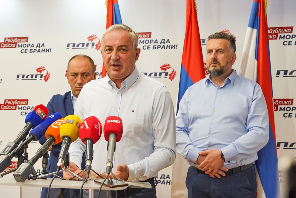 Borenović: Nevjerovatna izborna krađa je na djelu, dokaz dešavanja u Doboju! (VIDEO)