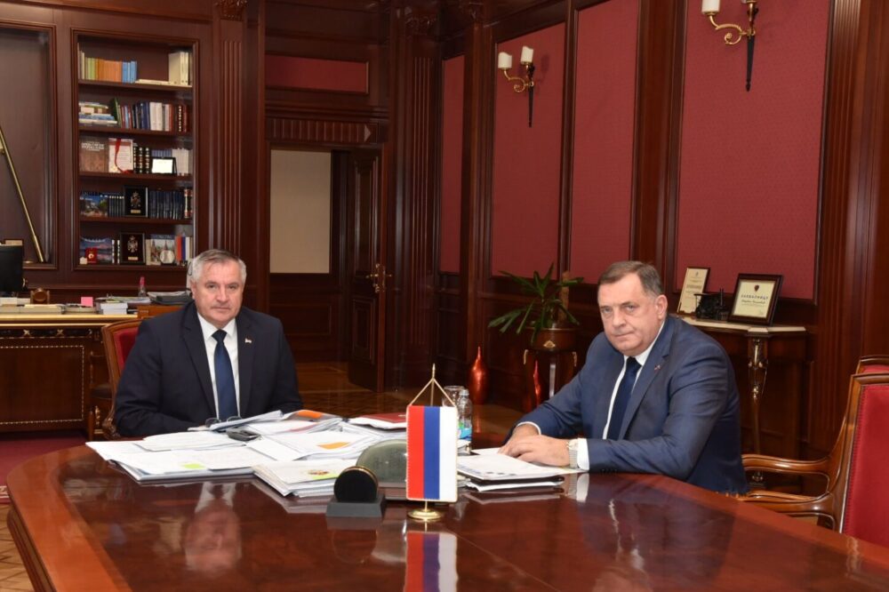 Dodik prvi put kao predsjednik Srpske održao sastanak sa premijerom Viškovićem