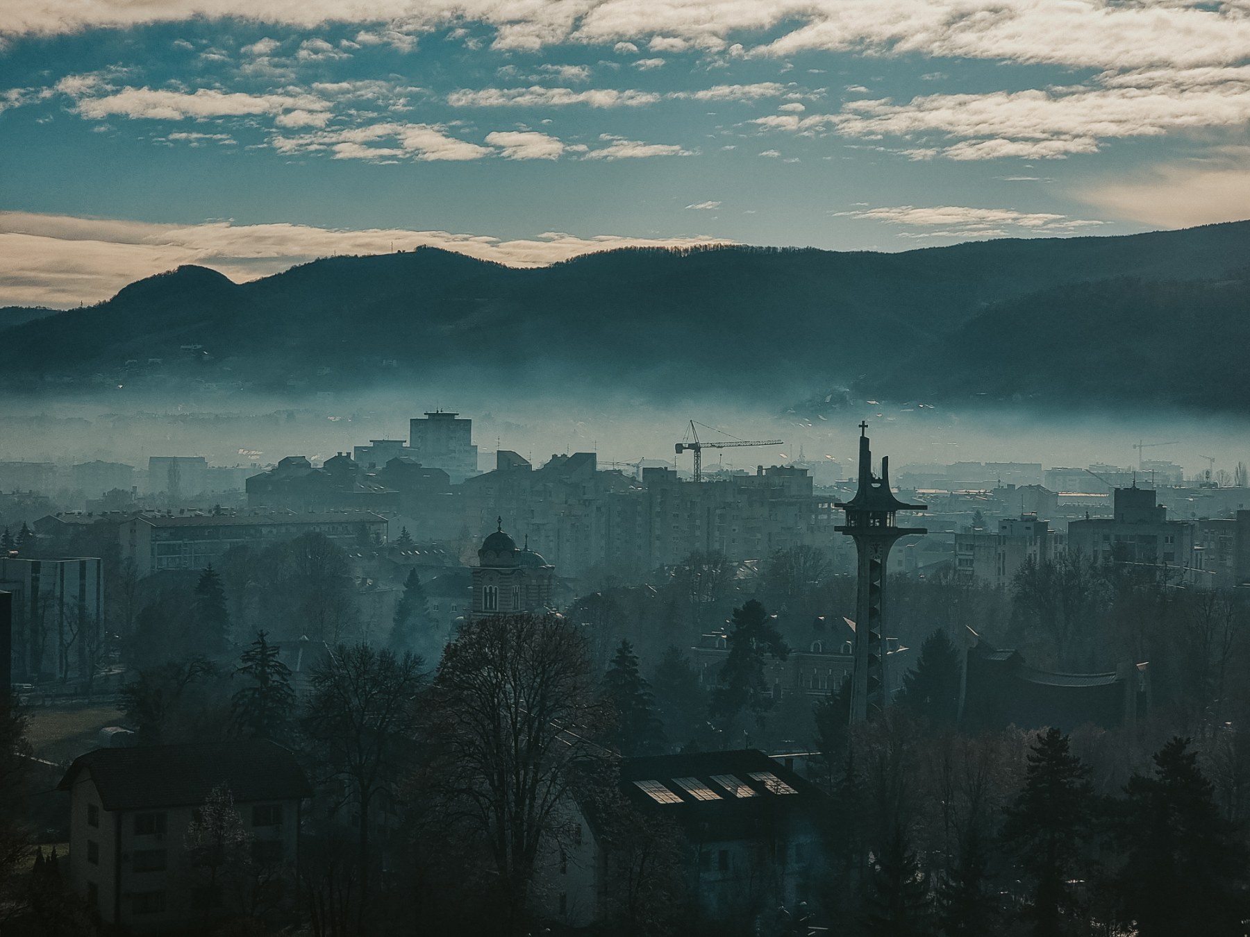 VEOMA NEZDRAVO Ovo su bili najzagađeniji gradovi danas u BiH