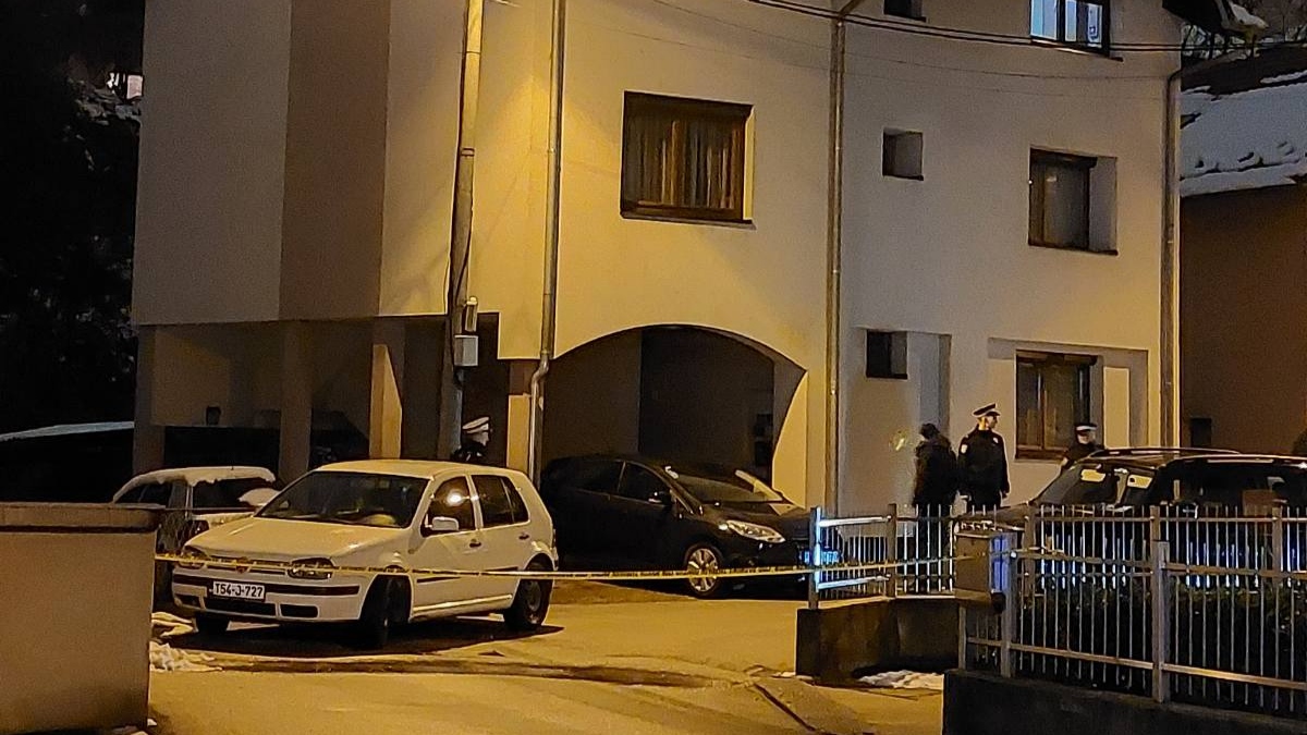Policija pretresa kuću porodice Rađen u slučaju “David Dragičević”