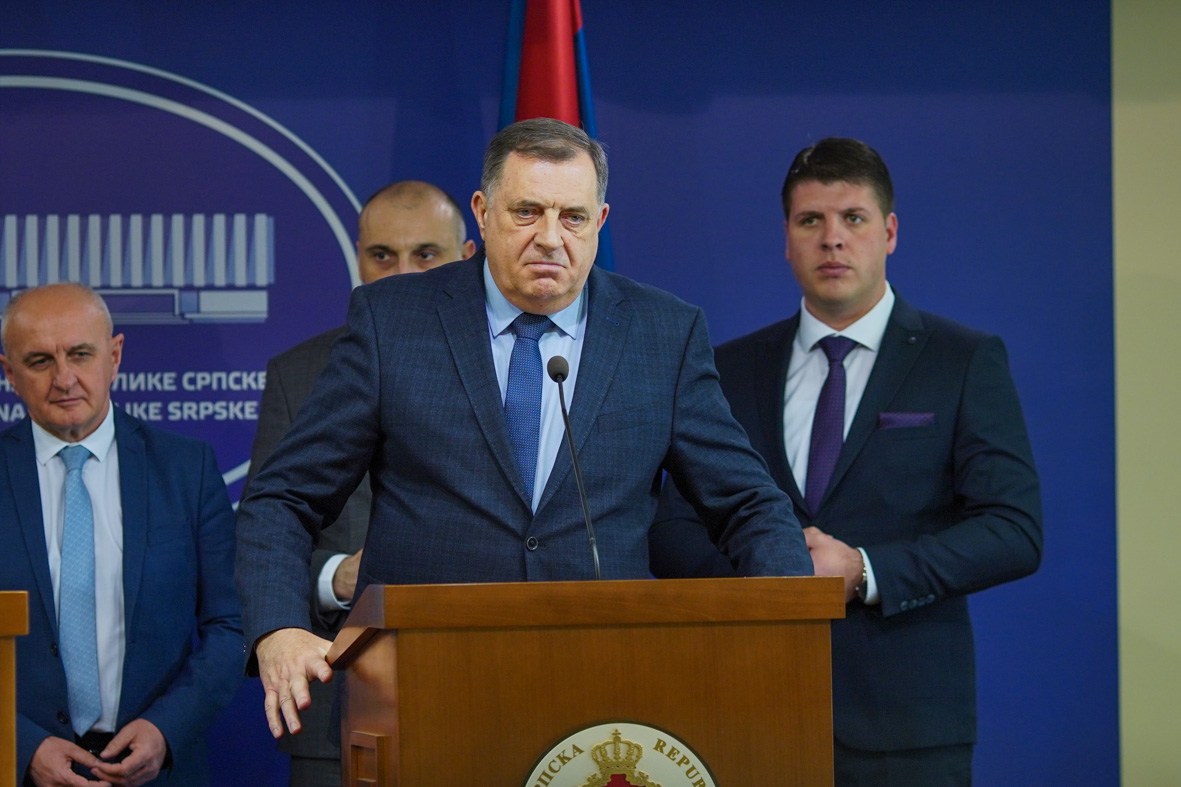 Dodik tvrdi da je Borenović sa Izetbegovićem i Komšićem preglasavao Srbe