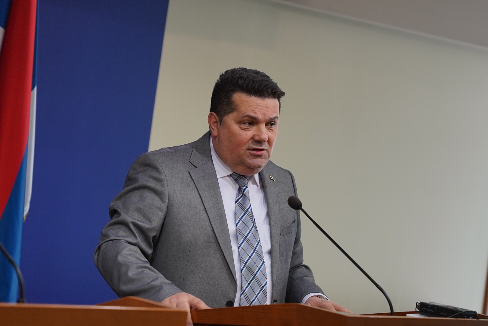 Stevandić bi zabranio Dodiku da ide na sud, Govedarica odgovorio “Neka se najede špinata kao Popaj”