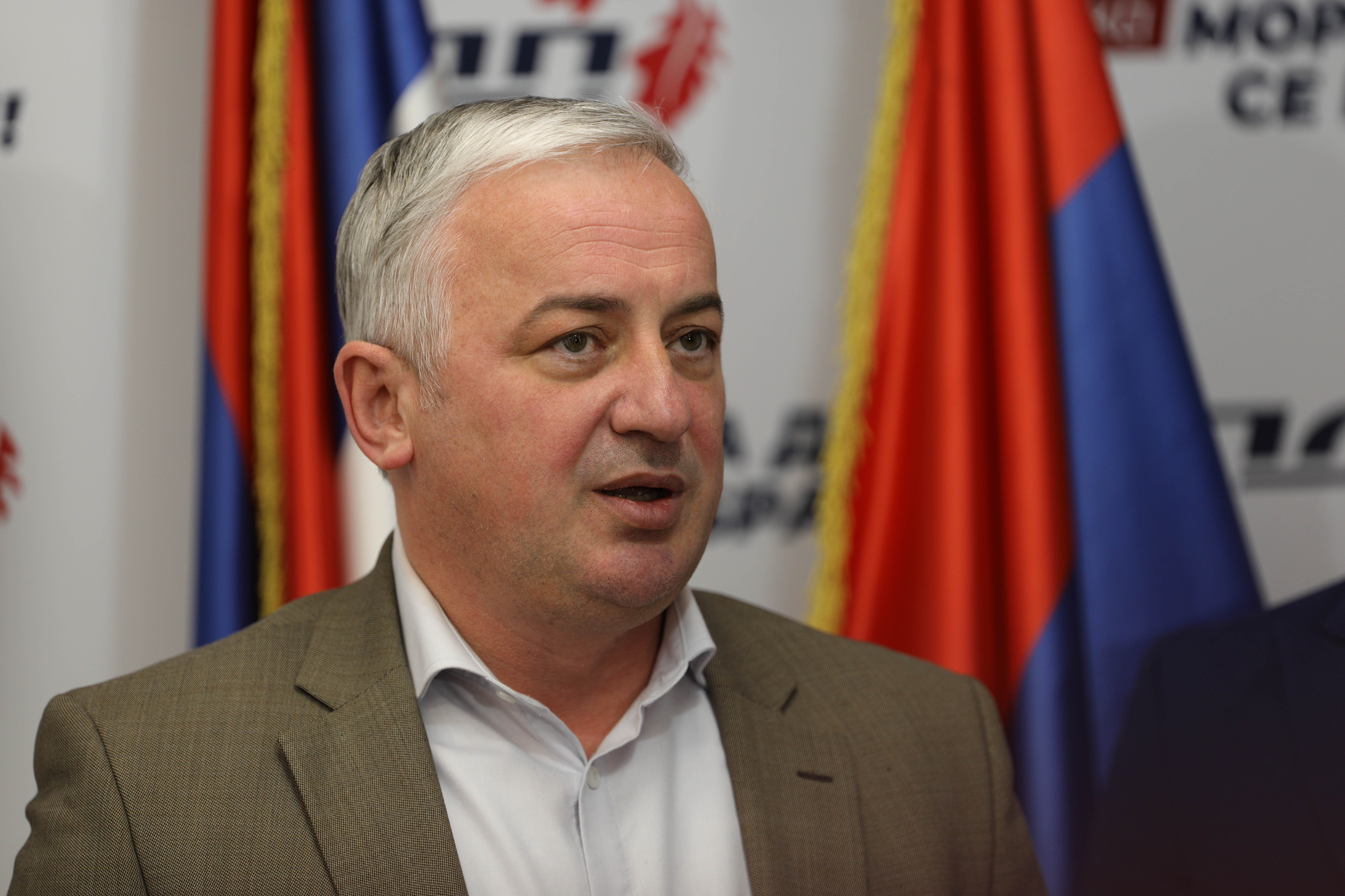 Borenović traži od Grmuše da objavi imena tajkuna i firmi koji “upravljaju” Banjalukom