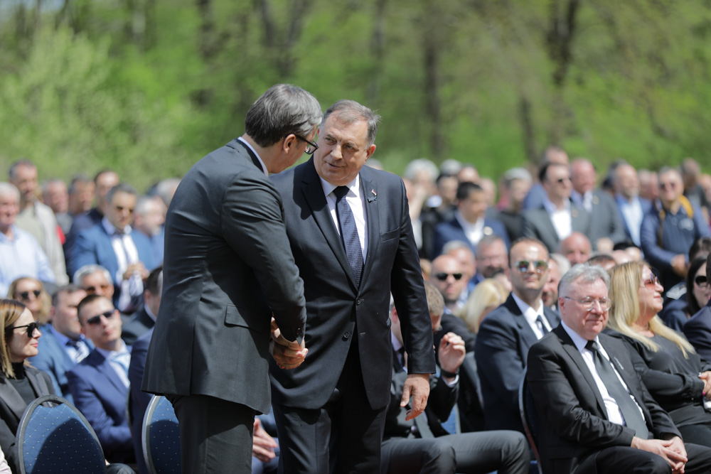Dodik-Vučić: Datum Sabora nakon glasanja o rezoluciji o Srebrenici
