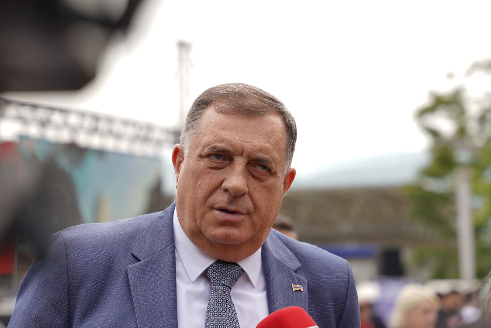 “Moram da budem u Beogradu” Dodik skratio boravak u Bakuu zbog odlaska na Vučićev miting