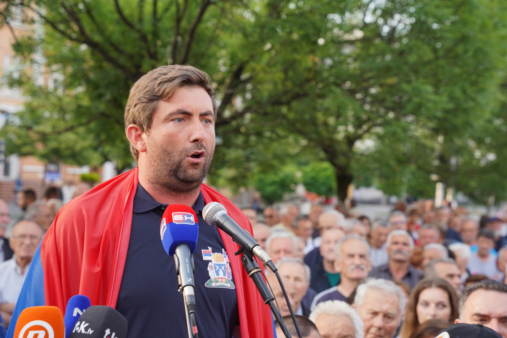 Gradonačelnik Bijeljine sve “neposlušniji”: Prelazi li Petrović iz SDS u NF?