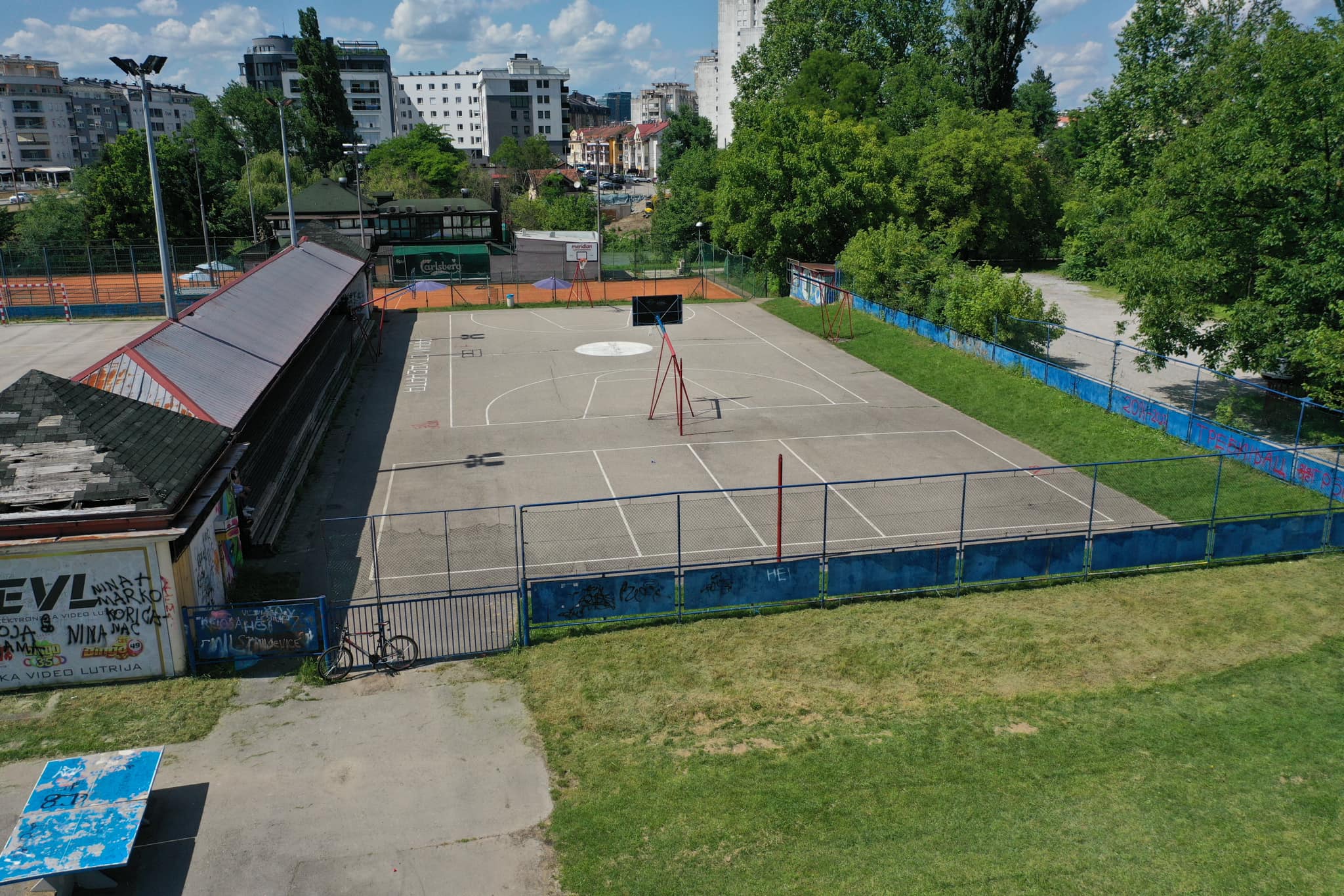 NOVI SJAJ Banjaluka će kompletno sanirati sportske terene kod „K4“