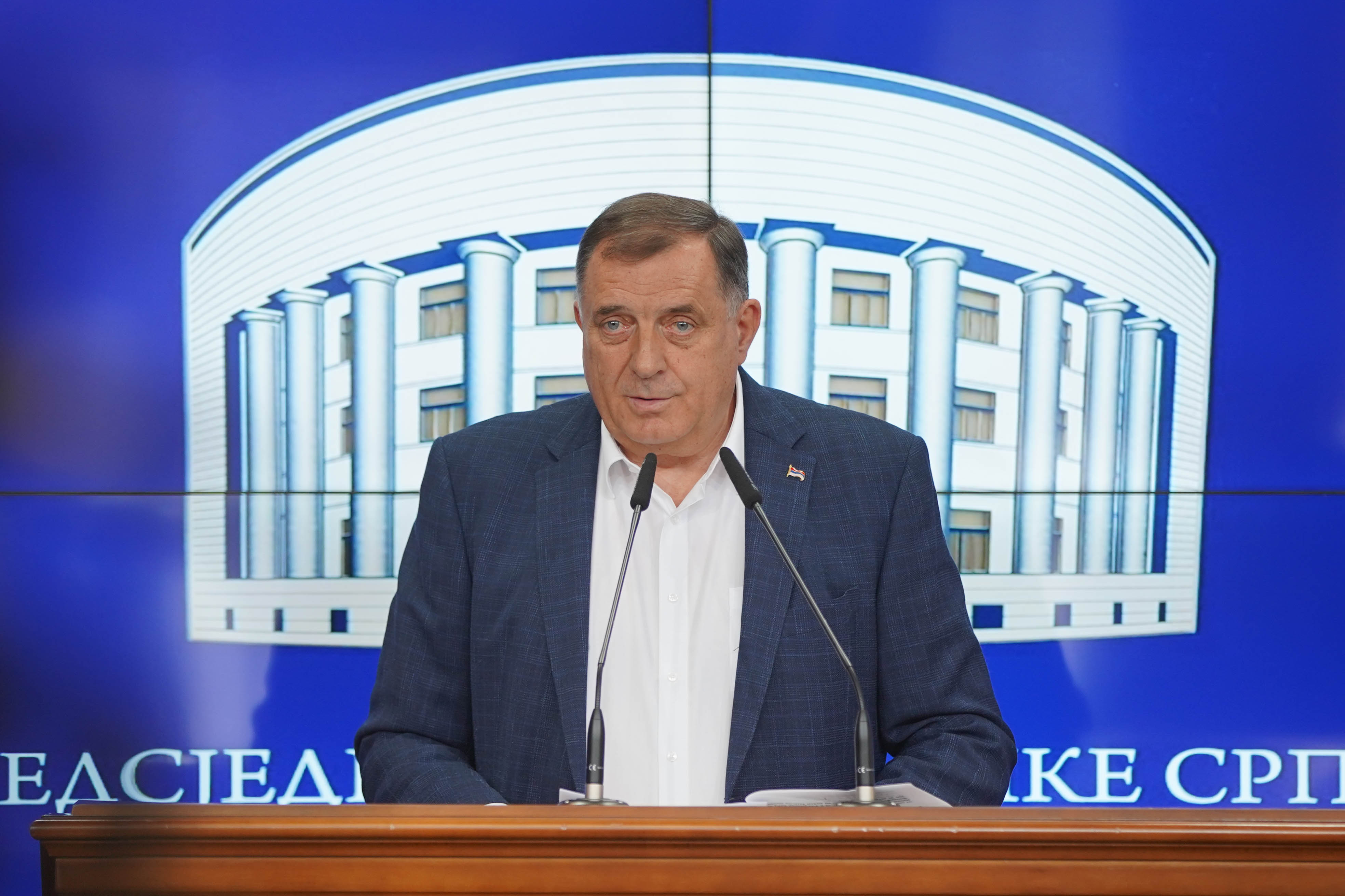 Dodik ponovo prijetio novinarima