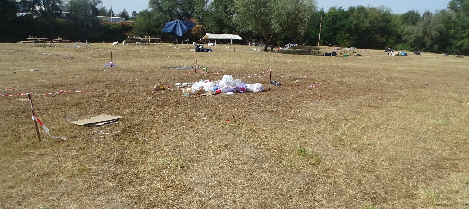 OSUDA GRADA Hrpe smeća u Česmi nakon jučerašnjeg okupljanja