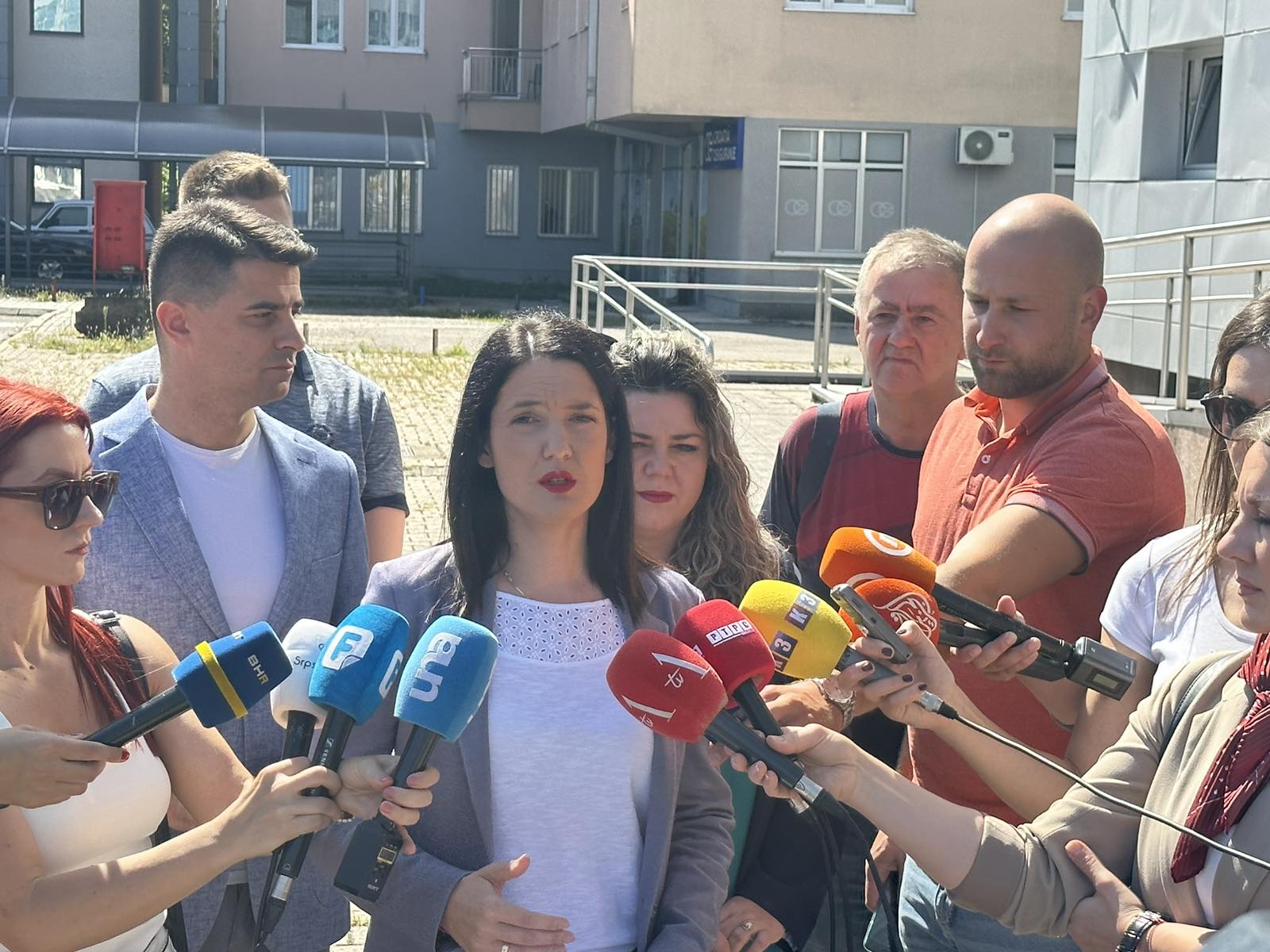 “Pogazila borbu opozicije” Političare zabrinjava odlazak Trivićeve na sastanak PIK-a