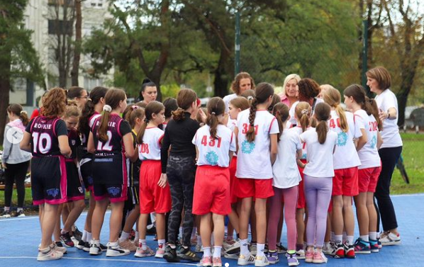 ODRŽAN PRVI KOŠARKAŠKI PIKNIK “BoriKoš” u Boriku okupio preko 100 djevojčica i dječaka (FOTO)
