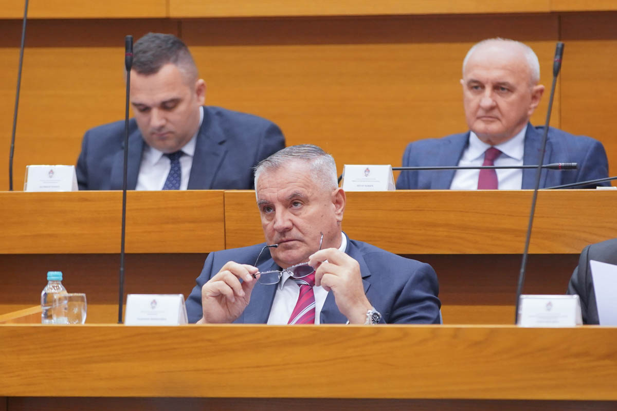 Premijer Srpske tvrdi da dugovanja nikad nisu bila manja