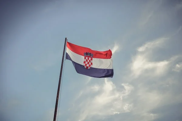 Hrvatska planira uvesti obavezni vojni rok